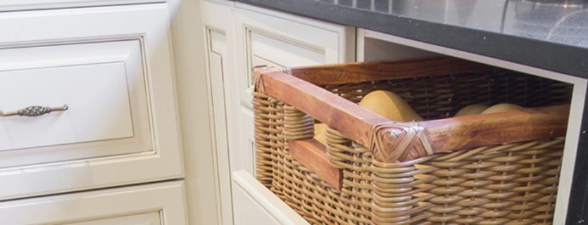 Mixing and Matching Wood Textures for your Kitchen Cupboards